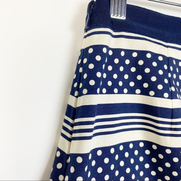 VINEYARD VINES FAIRWAY NAVY POLKA DOT STRIPE SKIRT SIZE 2 - Picture 9 of 9